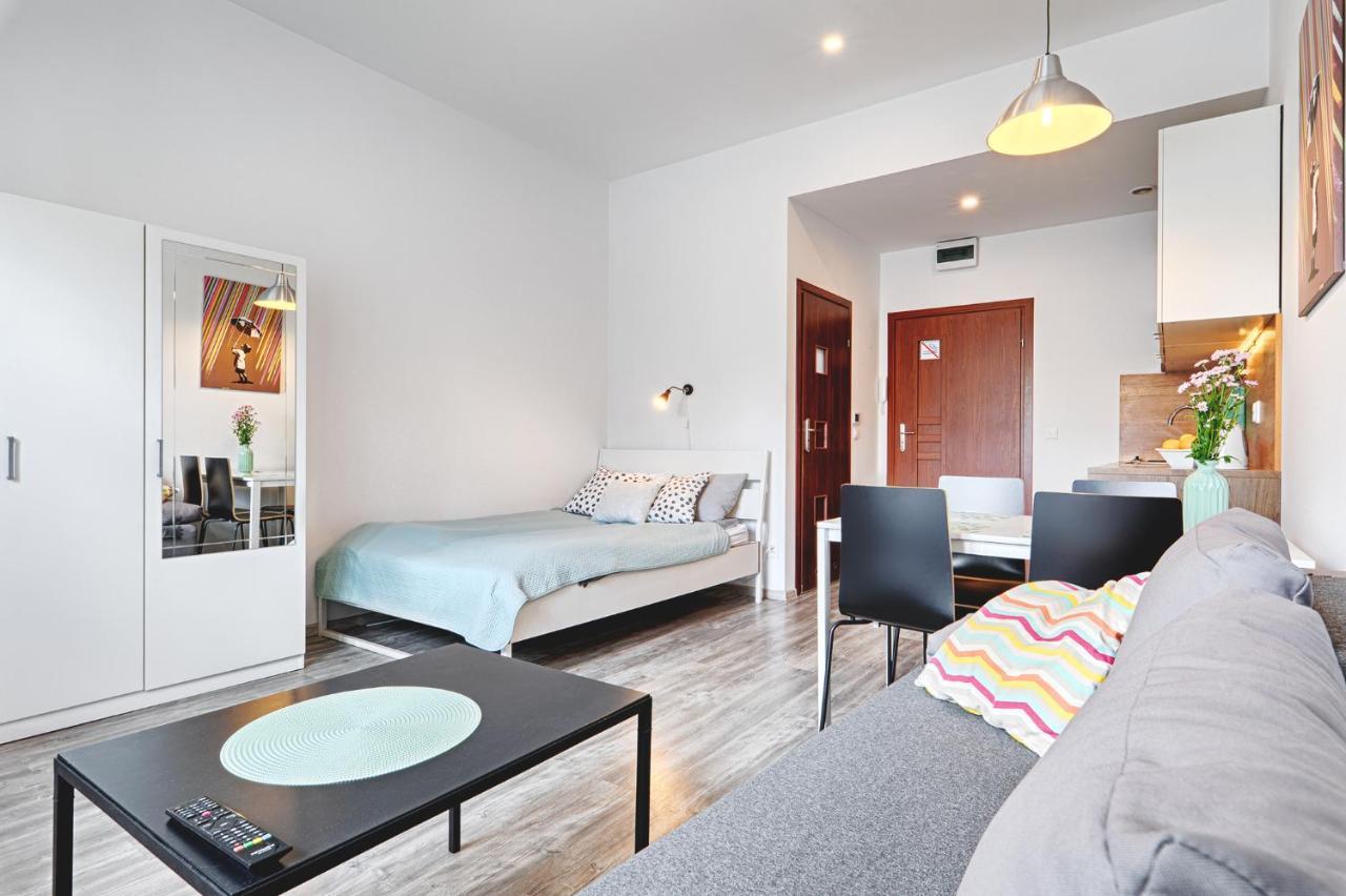 Delux5 Apartment Lodź Bagian luar foto