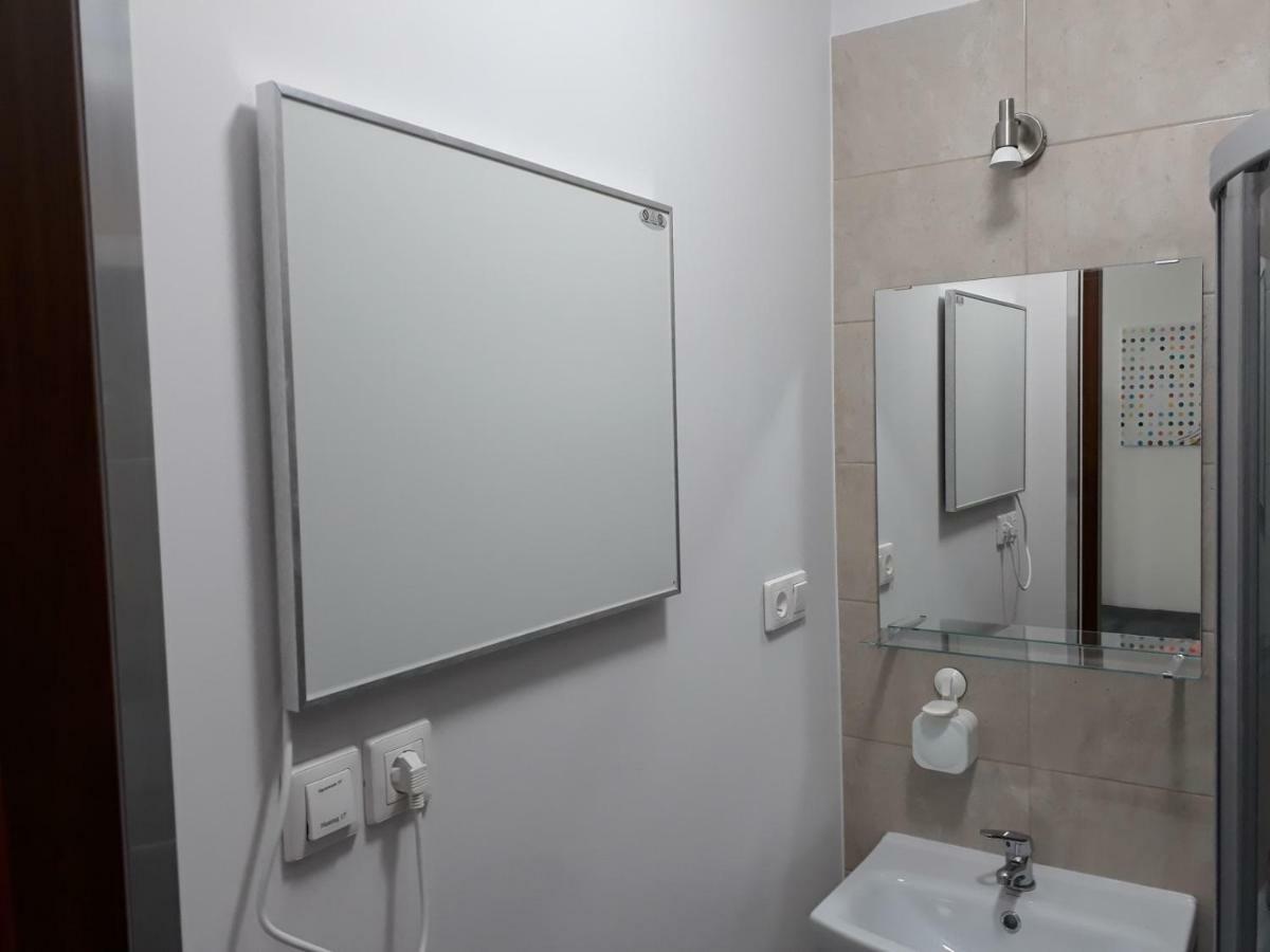 Delux5 Apartment Lodź Bagian luar foto